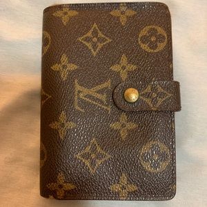 Louis Vuitton clasp wallet vintage